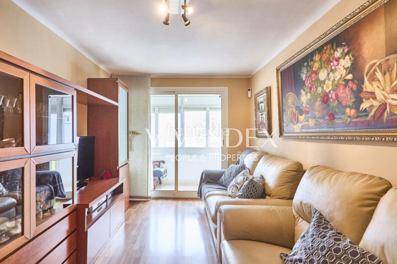 Foto 65158b82-2c8c-44d0-b351-b047618c0efe. Appartamento in La Verneda - La Pau Barcelona