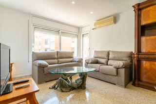 Pis a Ponent. Piso amplio de 4 habitaciones en reus