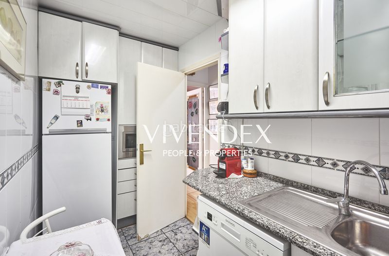 Foto 3157c755-e090-4801-a70c-1ffef78cae8d. Pis amb calefacció a La Nova Esquerra de l´Eixample Barcelona