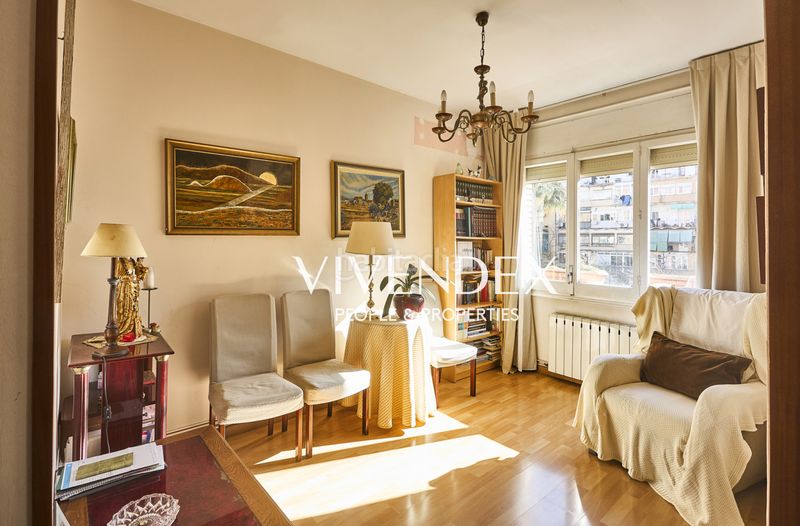 Foto 394b3f34-740a-4622-b9bc-bdfd656ee46b. Pis amb calefacció a La Nova Esquerra de l´Eixample Barcelona