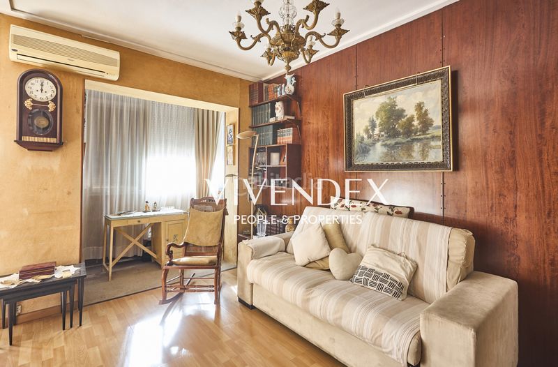 Foto 4a751434-79c0-4c83-a67c-aba1d0476a50. Pis amb calefacció a La Nova Esquerra de l´Eixample Barcelona