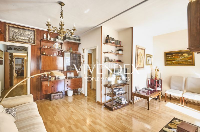 Foto 60694643-68dc-4fb2-8a14-5ece4776f5aa. Pis amb calefacció a La Nova Esquerra de l´Eixample Barcelona