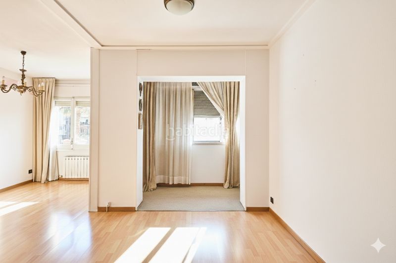 Foto 6b4e9b16-41fe-49e6-b87d-b9251a5be4fb. Pis amb calefacció a La Nova Esquerra de l´Eixample Barcelona