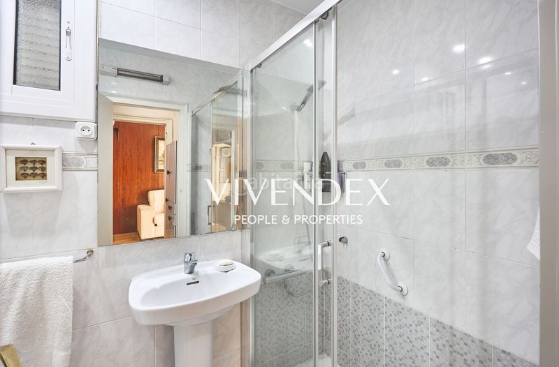 Foto d500ee0b-e9b3-4d74-b969-925199ac6014. Pis amb calefacció a La Nova Esquerra de l´Eixample Barcelona