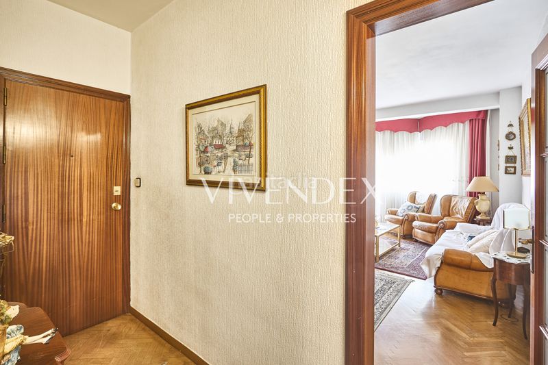 Foto 72c1b47f-06e5-4ffd-a8db-0870d7a659c1. Pis amb calefacció a Centre Esplugues de Llobregat