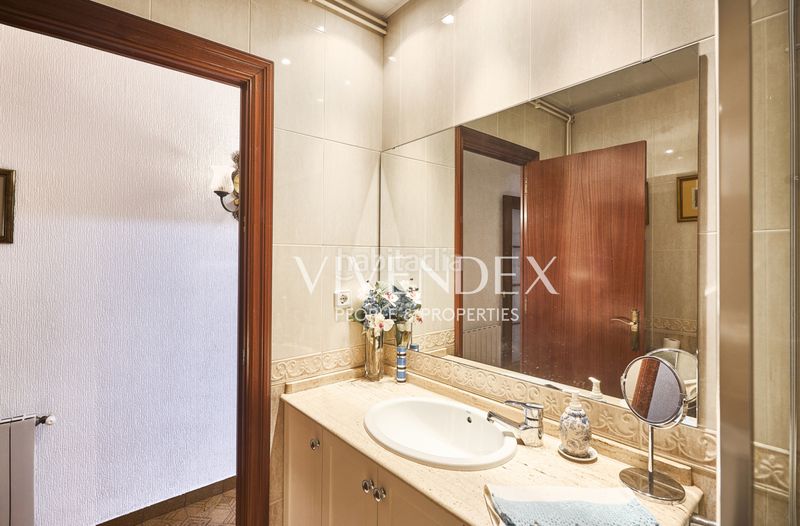 Foto ad13706d-ccb5-451d-8a08-0d8fe1926227. Pis amb calefacció a Centre Esplugues de Llobregat