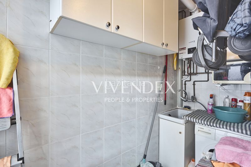 Foto e1e31ad0-b58b-4cfa-9d70-d1432c5aa115. Pis amb calefacció a Centre Esplugues de Llobregat