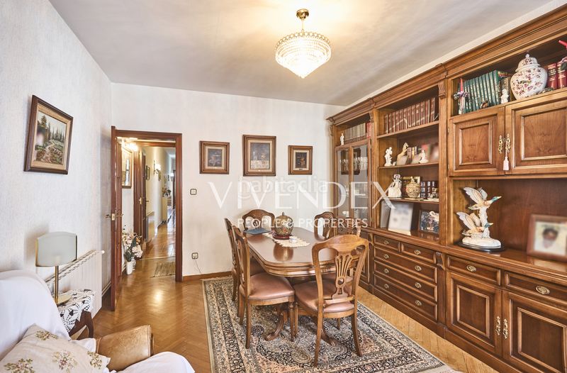 Foto e655a804-eeb7-45e0-8c2e-ac6529c93f86. Pis amb calefacció a Centre Esplugues de Llobregat