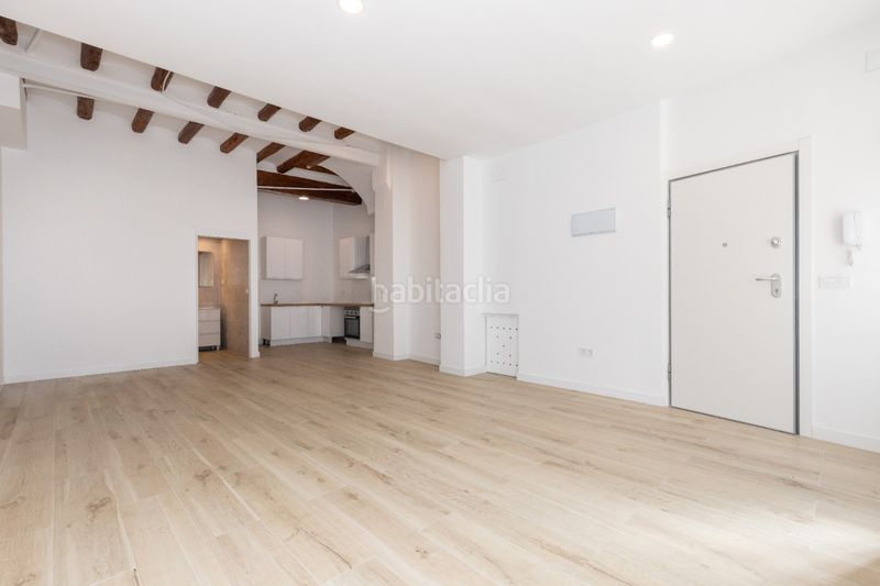 Foto 920b739d-ee15-4fe7-9c51-909938a1429e. Edificio in Mestral Reus