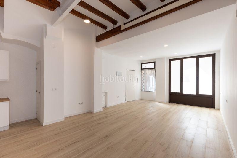 Foto b557e9d2-ed40-476f-9717-81414c6a486b. Edificio in Mestral Reus