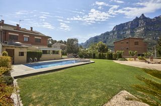 Haus in Monistrol de Montserrat. Chalet en monistrol de montserrat