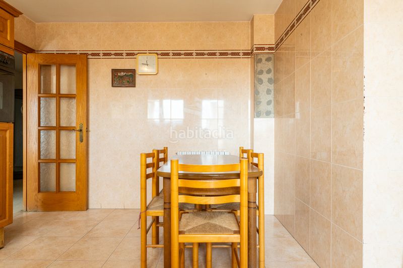 Foto 1638f0f1-975c-44c4-b429-9b1752340164. Pis amb calefacció aparcament a Mestral Reus