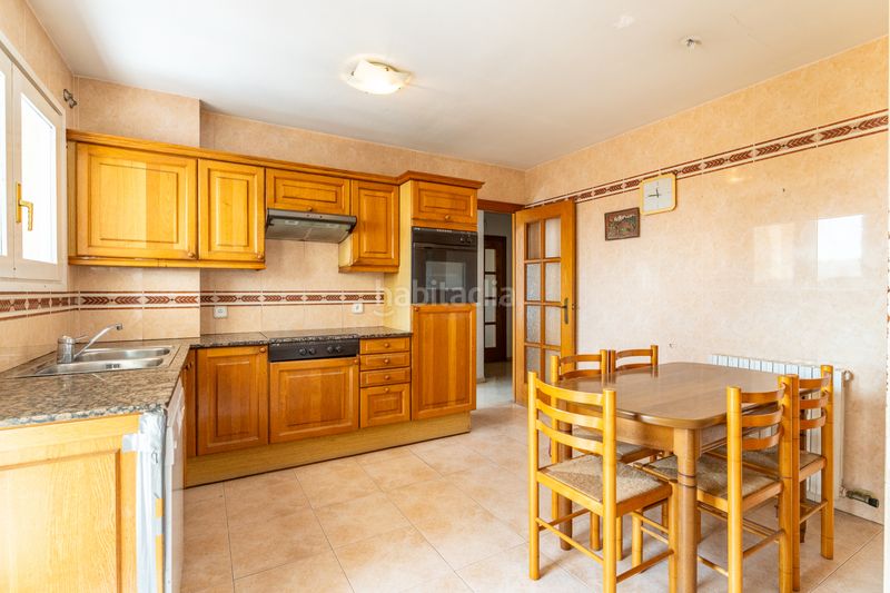 Foto 3f82e7af-8c62-43c4-a1e2-178debe8388a. Pis amb calefacció aparcament a Mestral Reus