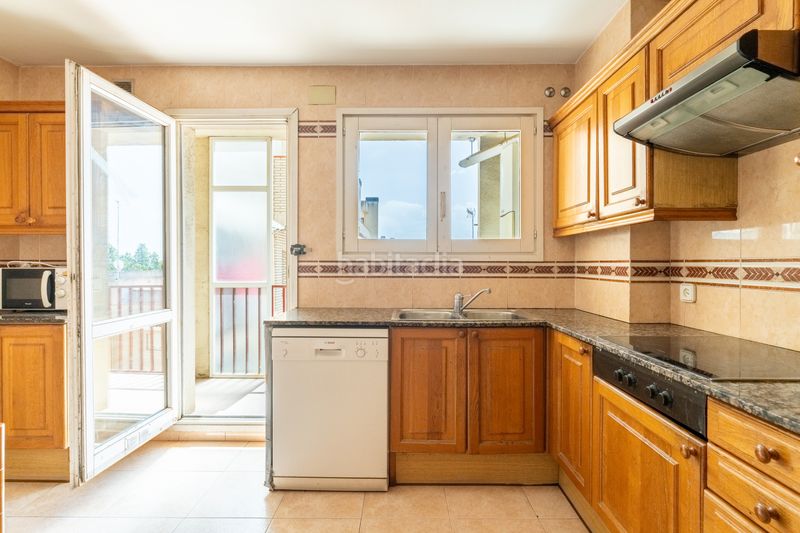 Foto 68be3d2f-25ad-4ed5-9908-2ce51cf91b67. Pis amb calefacció aparcament a Mestral Reus