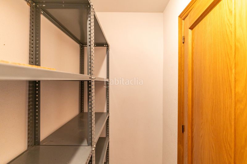 Foto b730de92-1b8e-475c-aaca-2050f49bc1cb. Pis amb calefacció aparcament a Mestral Reus