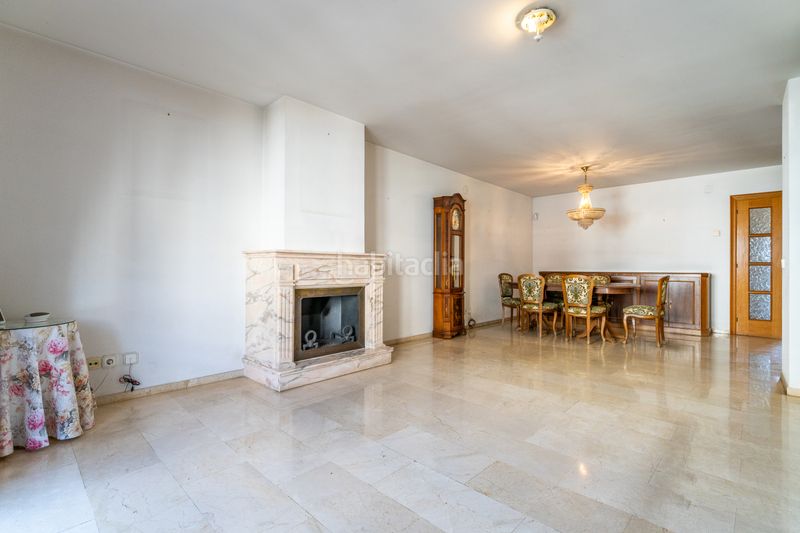 Foto de97ad3d-2b4c-4f2d-a361-76316057718a. Pis amb calefacció aparcament a Mestral Reus