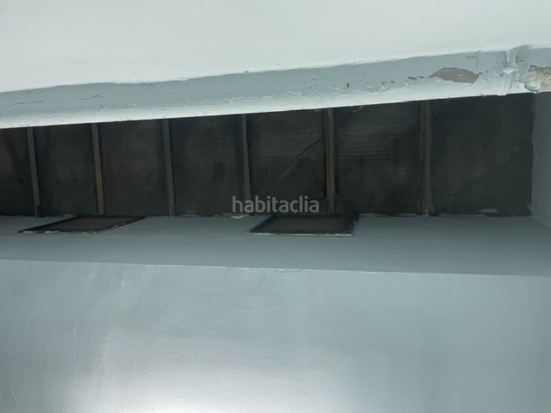 Foto fe3bcbf9-b944-45b0-8aa7-d40fe5c97096. Local comercial a Mestral Reus