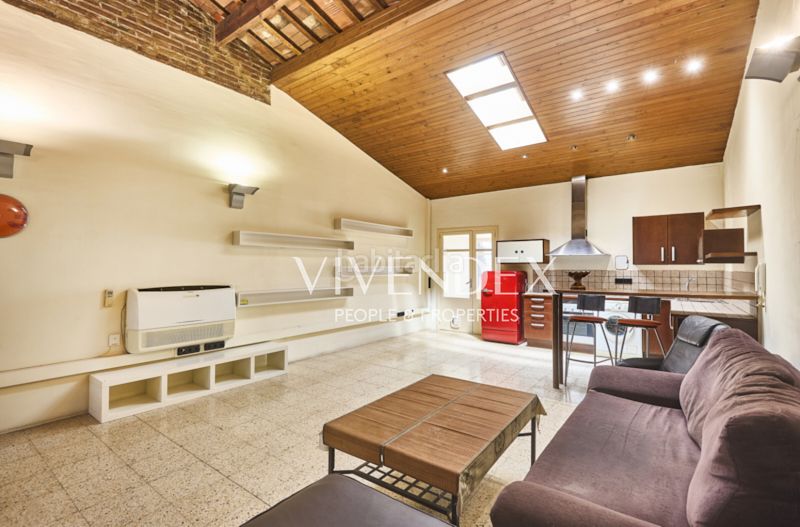 Foto 0a2d6efa-98c8-445a-b4d7-7dc7d9d1cf34. Casa adossada amb aparcament a Sant Andreu de Palomar Barcelona