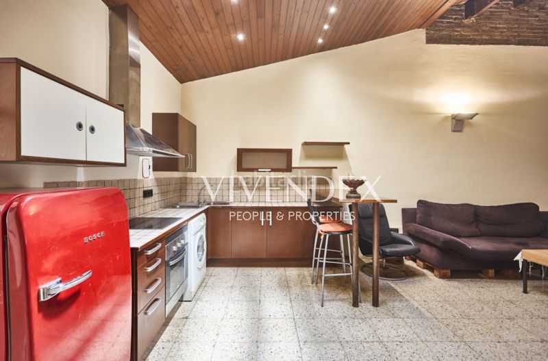 Foto 3c0b1c82-26aa-475f-ac48-dac75b2f1c80. Casa adossada amb aparcament a Sant Andreu de Palomar Barcelona