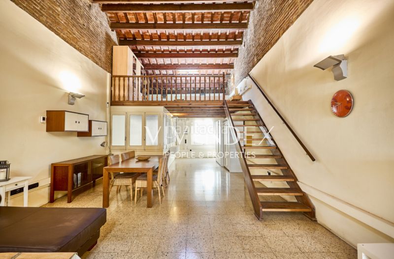 Foto b294d5f0-65de-4e25-8857-ea6380595b57. Casa adossada amb aparcament a Sant Andreu de Palomar Barcelona