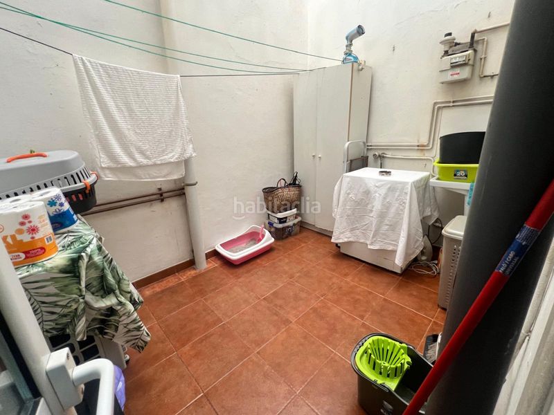 Foto 283c0d11-0041-41ed-9595-fb6f4b76d195. Edificio  ideal para inversores en venta en Barcelona