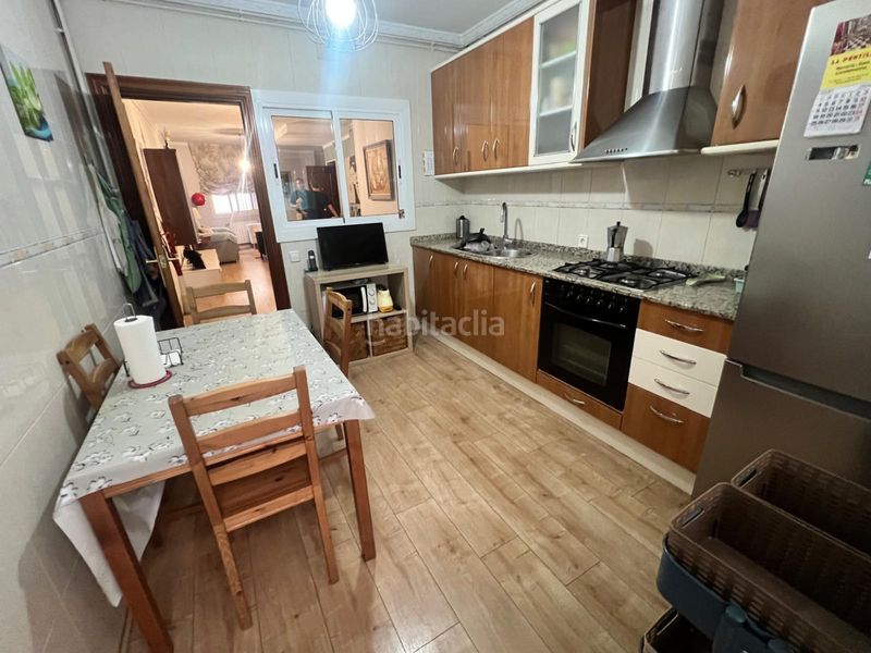 Foto 79b6b397-d62a-46e2-8169-d77a5dda091f. Edificio  ideal para inversores en venta en Barcelona