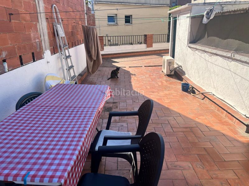 Foto b1ecdf26-b95b-4ef5-8197-c85cd055c9ba. Edificio  ideal para inversores en venta en Barcelona