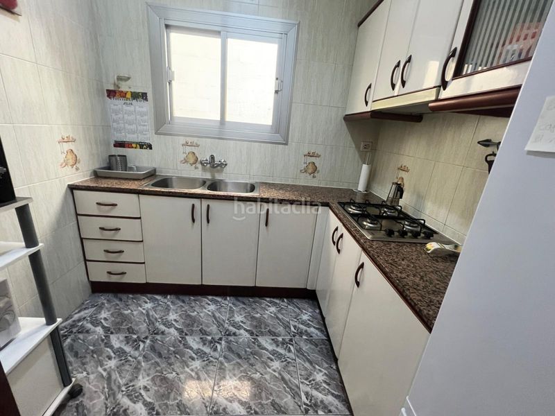 Foto d91eb093-fba2-4c64-9ca6-0d918156efa2. Edificio  ideal para inversores en venta en Barcelona