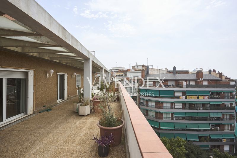 Foto 8c18f042-e6ca-4a1c-8d86-e580f726a95d. Àtic amb calefacció a Fort Pienc Barcelona