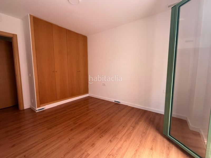 Foto 6d459c41-f36c-4043-9ee6-5369a455b49d. Piso ático exclusivo con terraza privada de 30 m aprox. y opción de parking en el centro goza del mejor estilo de vida urbano e en Reus