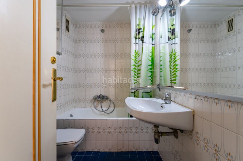 Foto 90ec5fc5-ec53-497a-833d-b49e3c823935. Flat with heating parking in Mestral Reus