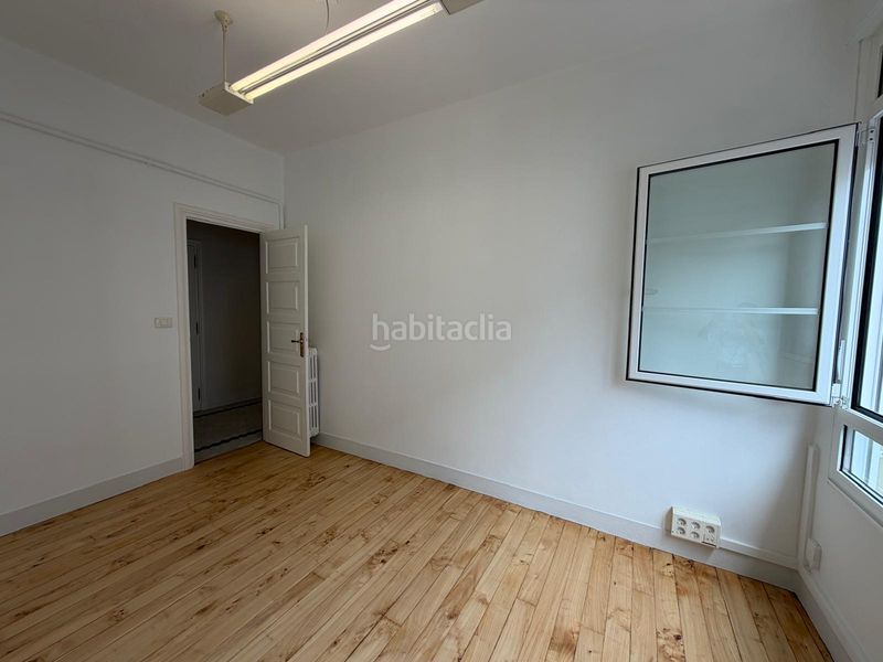 Foto 5389fd0a-2163-414a-b3f2-f5f8e8bbd187. Rent flat with heating in Recatelo - O Carme Lugo