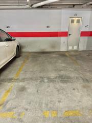 Aparcament cotxe a Camino viejo san vicente 78. Plaza de garaje en venta en carretera de caceres