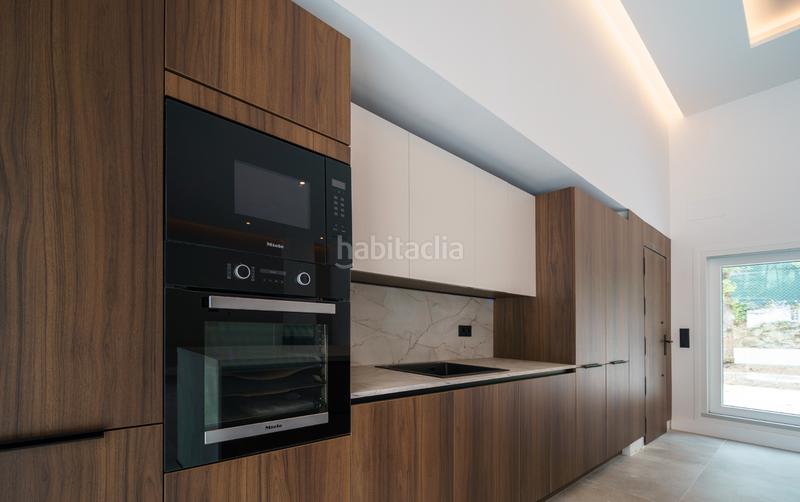 Foto f5918f36-3106-4100-866e-4df62677d4a5. Promoció VILLA MARIAS a Torrelodones. Habitatges d´obra nova