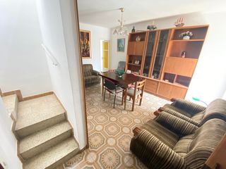 Duplex  Calle orrius d'. Dúplex con 2 terrazas y 5 habitaciones