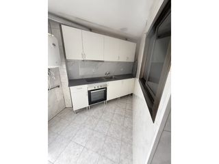 Apartament  Calle belchite de. Ideal para entrar