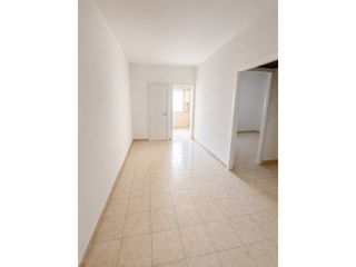 Apartament  Calle belchite de. Ideal para entrar