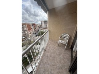 Appartement  Calle general manso del. 4 habitaciones con ascensor y balcón