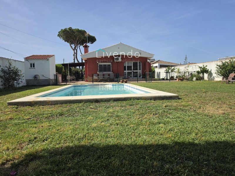 Foto 56e562e8-02f8-4074-8c02-534f7b403bbe. Xalet amb piscina a Las Lagunas - Campano Chiclana de la Frontera