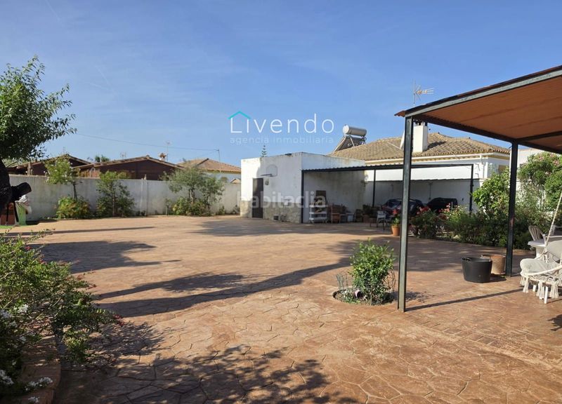 Foto ad0a262f-89a5-4c71-9ba6-6101df1bb0f0. Xalet amb piscina a Las Lagunas - Campano Chiclana de la Frontera