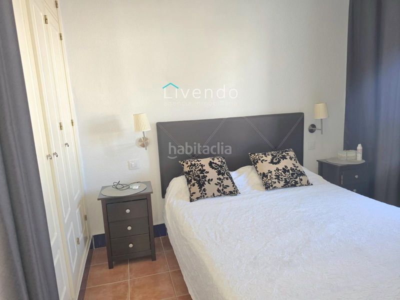 Foto c1957750-2329-40ee-8dfb-3d6329f0440e. Casa adossada amb aparcament piscina a Novo Sancti Petri Chiclana de la Frontera