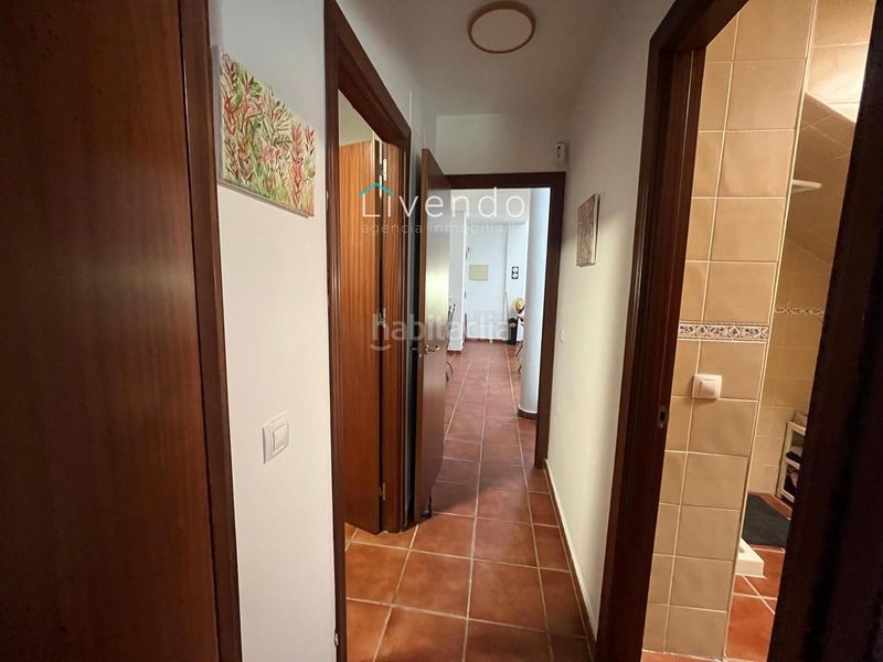 Foto 35fd9401-3874-4d92-bbc5-96c2fc2fe2f5. Casa adossada amb piscina a Benalup