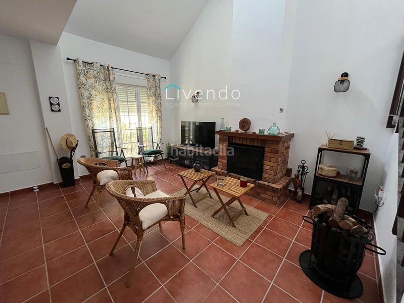 Foto 3d8bc32b-1089-40ff-97d1-307e559aa02d. Casa adossada amb piscina a Benalup