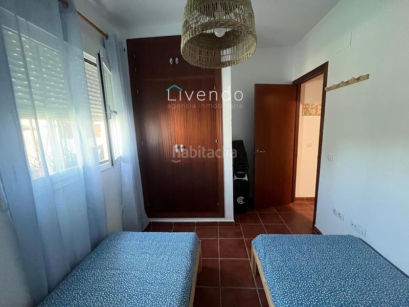 Foto a41f428b-9772-4a10-a9f5-be0d81249f55. Casa adossada amb piscina a Benalup