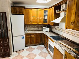 Maison à La Banda - Campo de Fútbol. Casa en venta en chiclana de la fra, zona calvario
