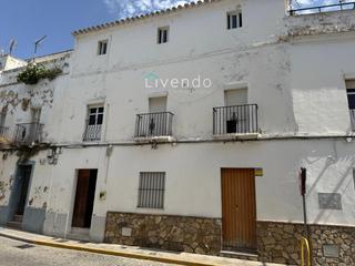 Casa adossada a Alcalá de los Gazules. Adosado en venta en alcalá de los gazules, zona  plazuela