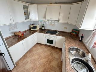 Casa adosada en Población de Arroyo. Adosado en venta en alcalá de los gazules, zona calle real