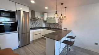 Appartement  Prolongación santa maría. Piso en venta en san fernando, zona pery junquera.