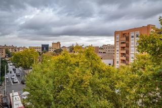 Appartement  Avenida de madrid. Piso en planta alta con vistas despejadas