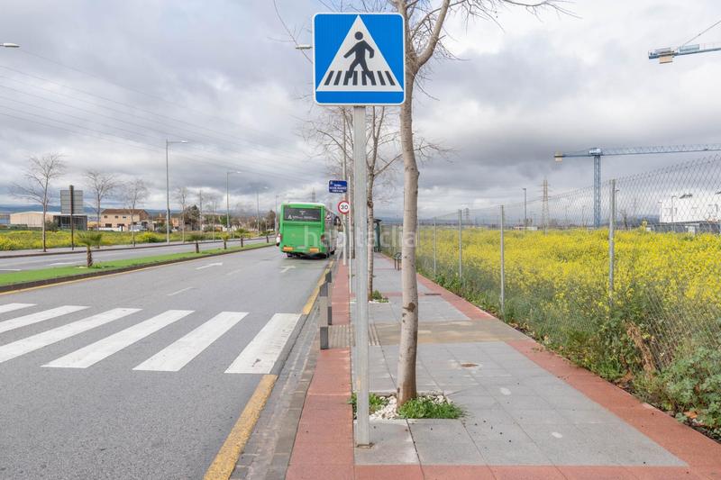 Foto 70f24f4f-969b-4aa4-a630-3a72a8b4907b. Local comercial  en esquina en Pulianas